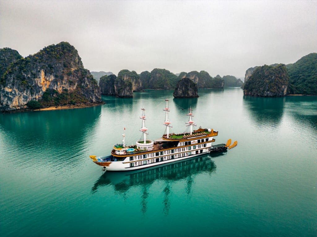 Discover Wonders of Vietnam 5 Days 4 Nights