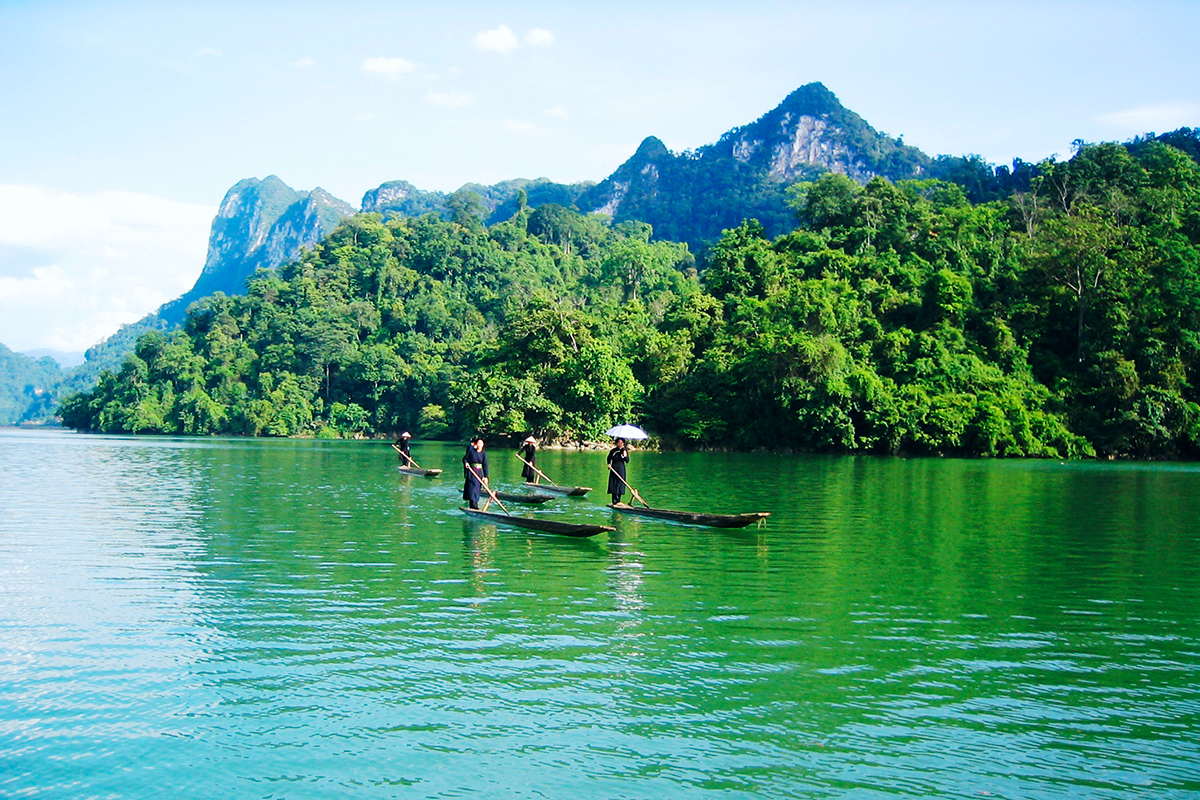 Explore Cao Bang, Ban Gioc & Ba Be Lake: 4 Days of Natural Beauty