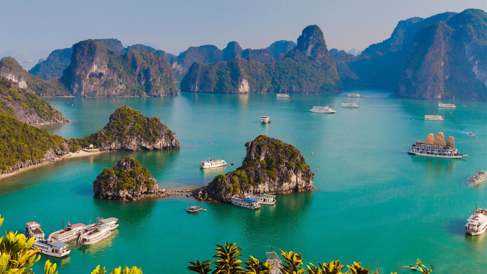 Overnight Boat Cruise on Halong/ Lan Ha Bay  2 Days / 1 Night  Vietnam