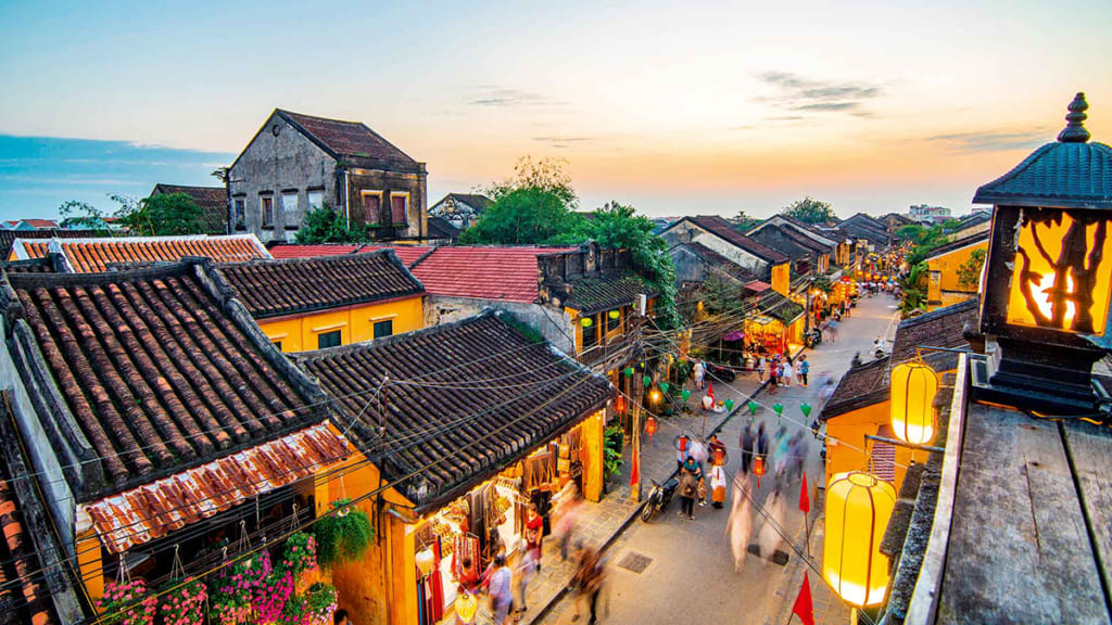 Explore the Heart of Vietnam 5 Days 4 Nights