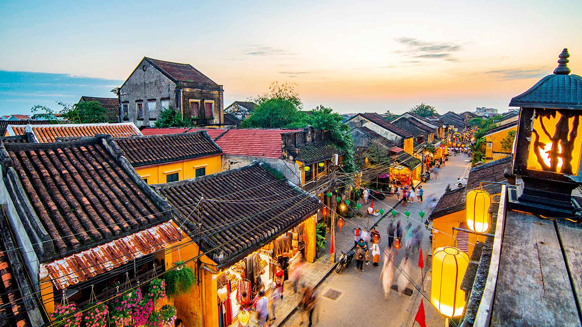 Explore the Heart of Vietnam 5 Days 4 Nights