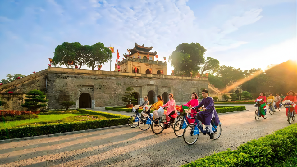 Customized itineraries based on group interests - culinary, adventure, wellness - are becoming standard for FITs and incentive travelers.